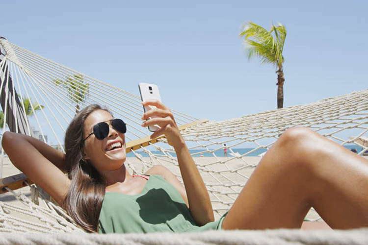 ΑΞΕΣΟΥΑΡ ΚΙΝΗΤΩΝ ΓΙΑ ΤΗΝ ΠΑΡΑΛΙΑ ΚΑΙ ΦΥΓΑΜΕ ΓΙΑ ΔΙΑΚΟΠΕΣ