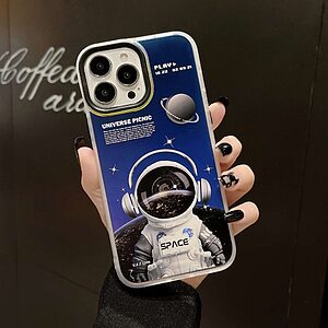 Θήκη iPhone 14 Pro Mad Mask σχέδιο Astronaut Spaceman με προστατευτικό περίβλημα κάμερας και Πλάτη από σκληρό πλαστικό μαύρο - Image 2
