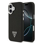 Κομψή θήκη με ανάγλυφη επιφάνεια δερματίνης και εμβληματικό metal triangle logo της Guess - Συνδυάζει προστασία με premium αισθητική για το iPhone 17 σου